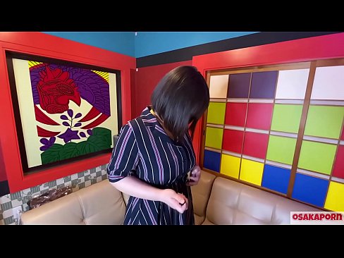 ❤️ Japanesch Cutie mat groussen Titten masturbéiert mat Sexspillsaachen an huet en Orgasmus. Si schwätzt an engem Interview iwwer hir fucking Erfahrung. Riesen Titten an haare Muschi krauchen haart. Osakaporn ❤️❌ Fuckvideo op lb.mobilecric.top ❌️❤