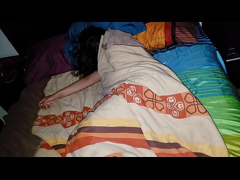 ❤️ Stiefson beréiert seng jonk Stéifmamm wärend hatt schléift. ❤️❌ Fuckvideo op lb.mobilecric.top ❌️❤