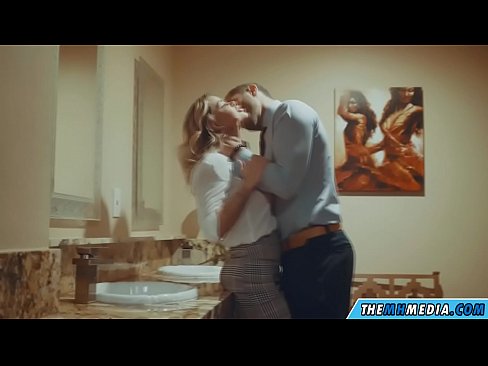 ❤️ Wann eng Busty Blond Iech an engem ëffentlechen Toilette verféiert ❤️❌ Fuckvideo op lb.mobilecric.top ❌️❤